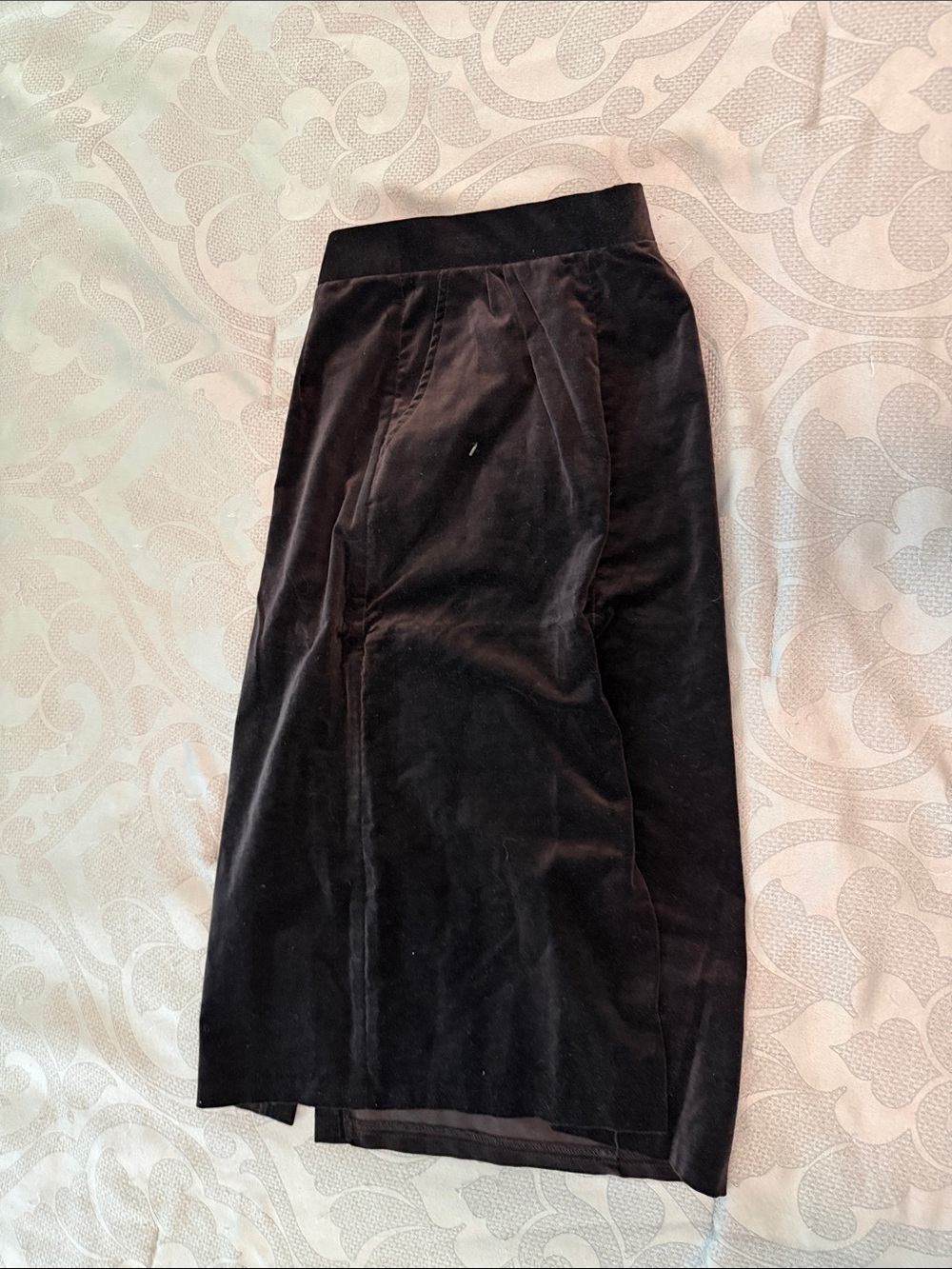 Women's Black Velvet Pencil Skirt with Elastic Waist